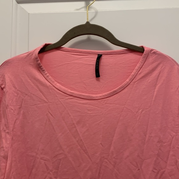 New Pink ONIX stretchy shirt - Picture 2 of 3